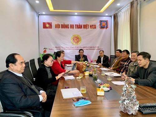 Thông báo kết luận cuộc họp Ban lãnh đạo Hội đồng họ Trần Việt Nam mở rộng